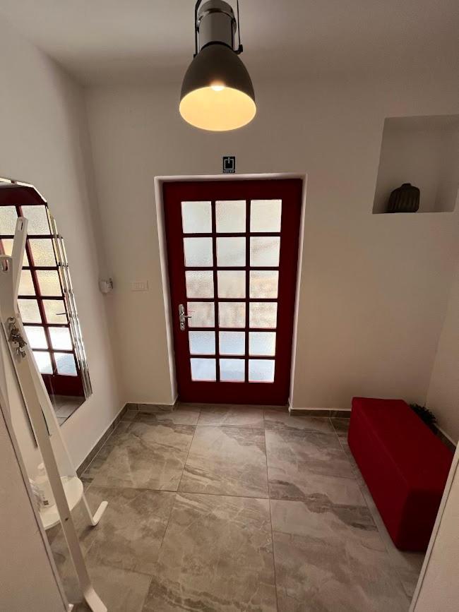 סווטי יוראי Blue Art Apartment מראה חיצוני תמונה
